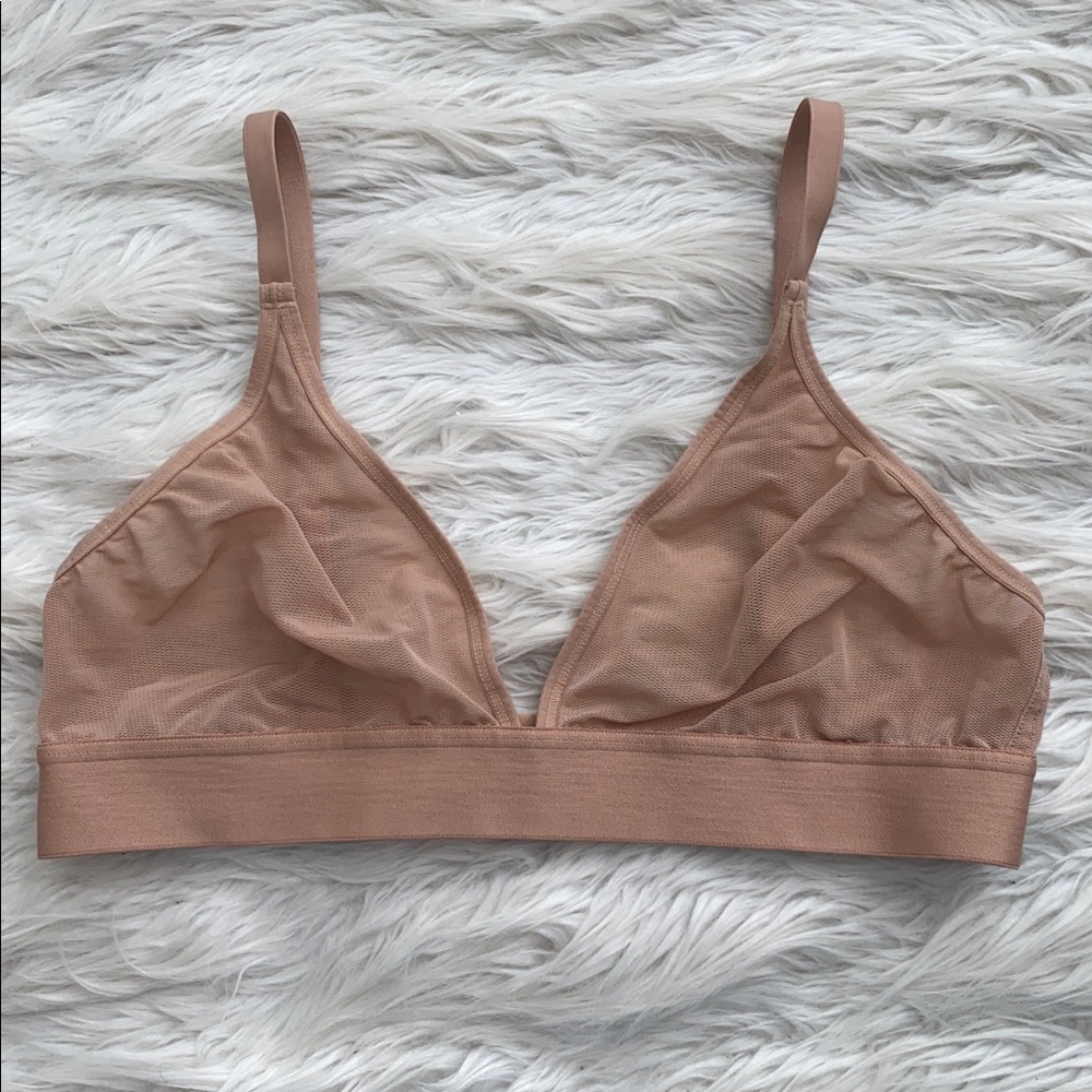 Negative | Sieve Triangle Bra - Picture 2 of 9